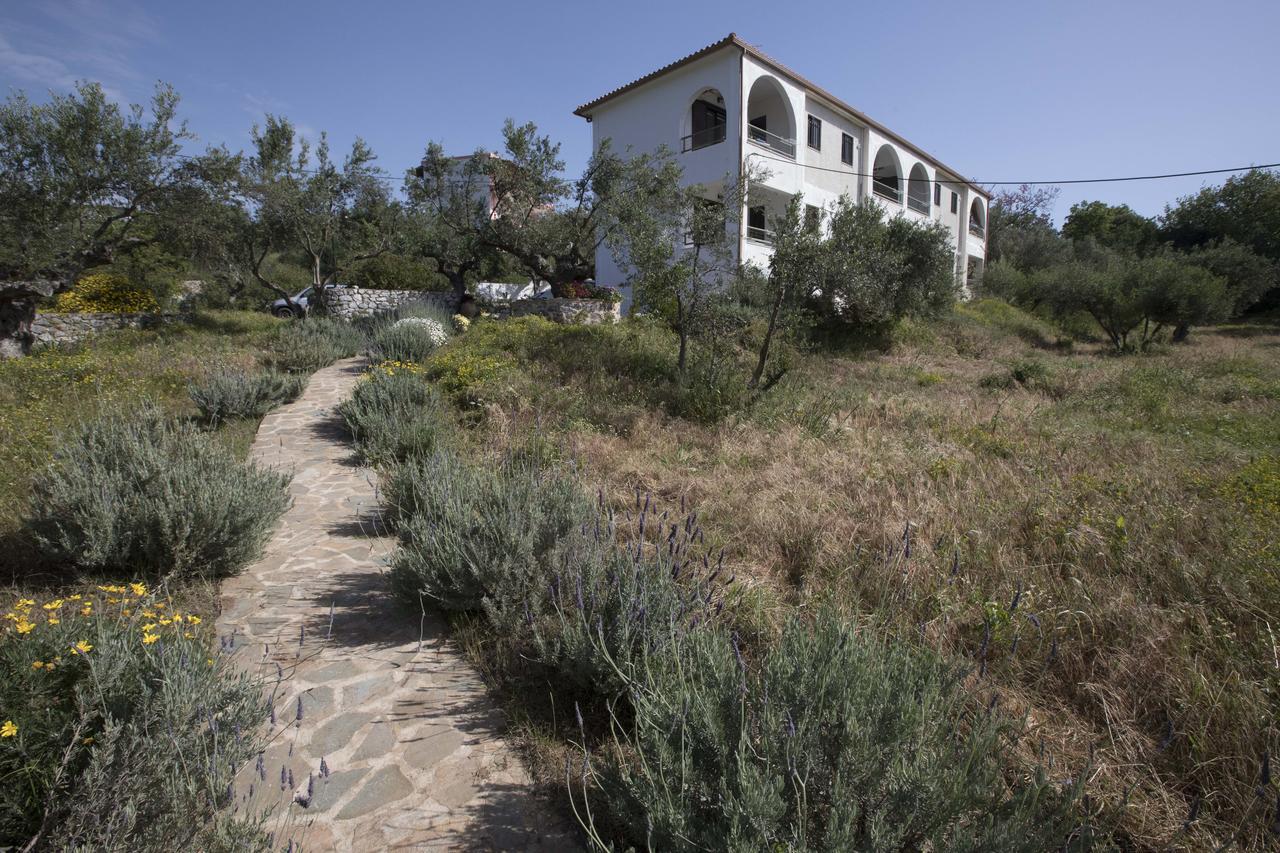 Kavoulakos Studios Skoutárion Exterior foto